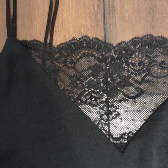 Black Strappy Camisole with Lace H&M - Picture 2 of 4